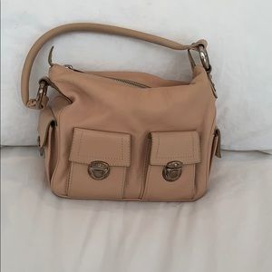 MARC JACOBS Leather Multi Pocket Shoulder Bag